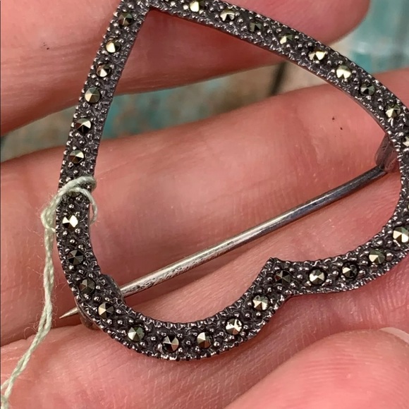 ⭐️Vintage Sterling Silver Marcasite Heart Pin NWT - Picture 7 of 10
